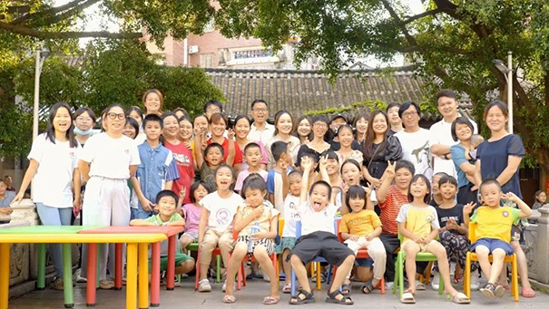 立邦“為愛刷新”走進(jìn)城中村，用愛滋養(yǎng)孩子