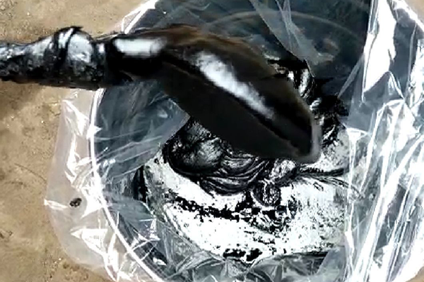 環(huán)氧防腐底漆.png